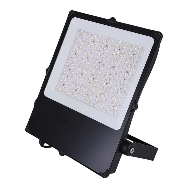 PROJECTEUR CAMUS NOIR ASYMETRIQUE SPORT 4000K-IRC80 280W 42000Lm 100-2770V IP66-IK07